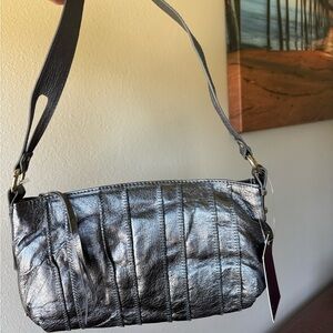 Brand new Elliott Lucca purse!!!